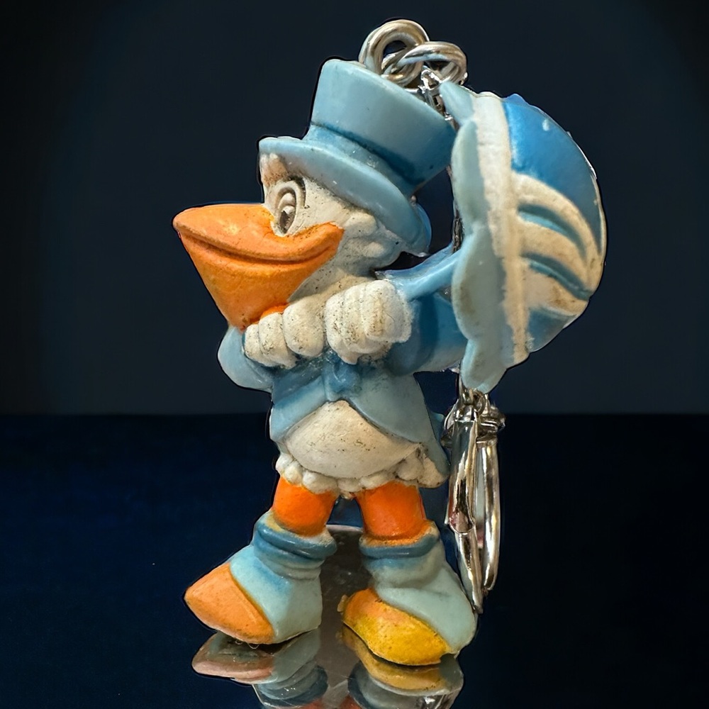1984 Worlds Fair Pelican Keychain New Orleans Vintage 2.5” tall